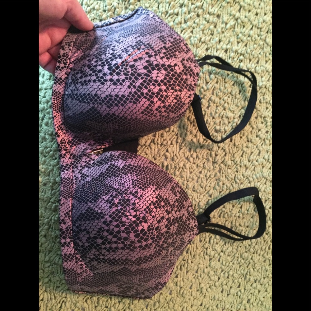 Victoria secret bra brand new without tags